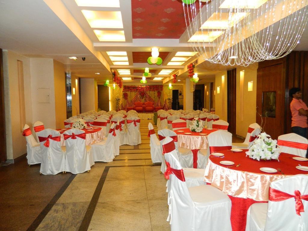 Hotel Park Maple Amritsar Exterior foto
