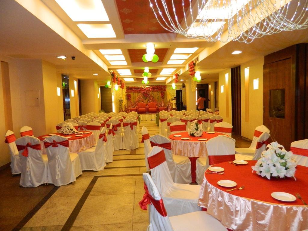 Hotel Park Maple Amritsar Exterior foto